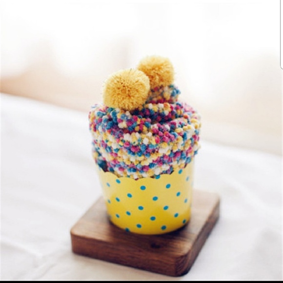 Cupcake Fuzzy Socks-Yellow - Picture 2 of 5